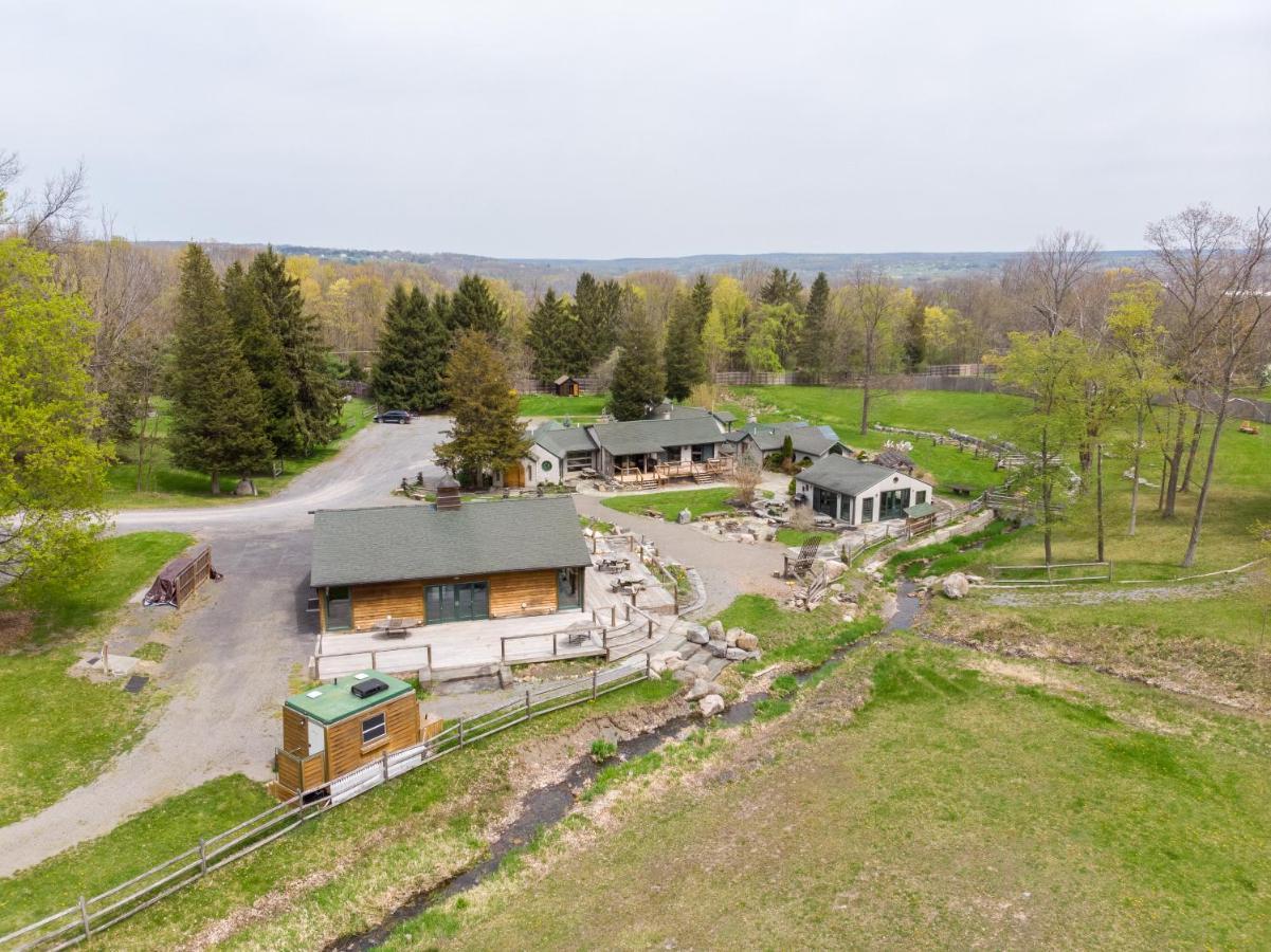 New Park Venue & Suites Ithaca Exterior foto